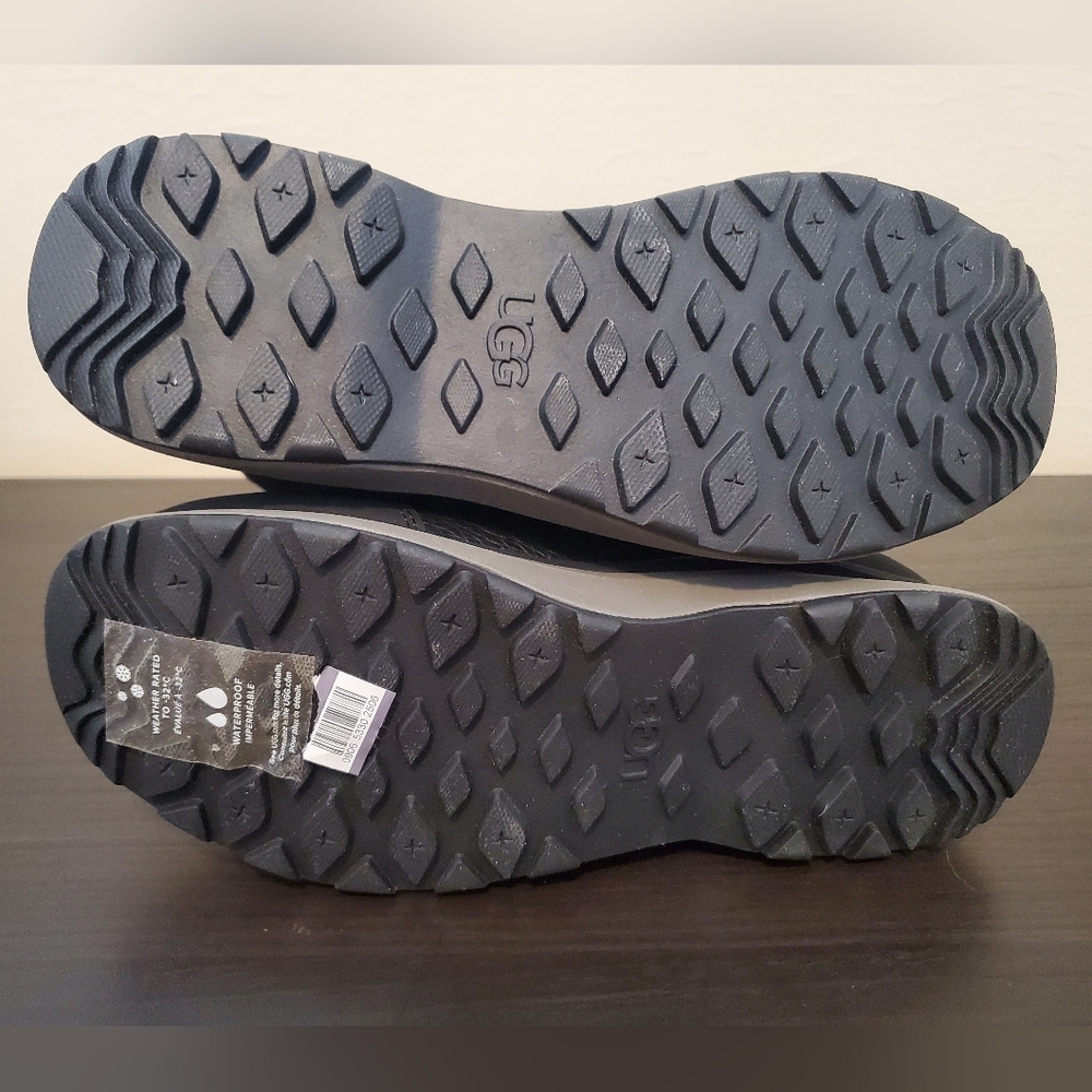 UGG Women's Adirondack Boots - Picture 9 of 12